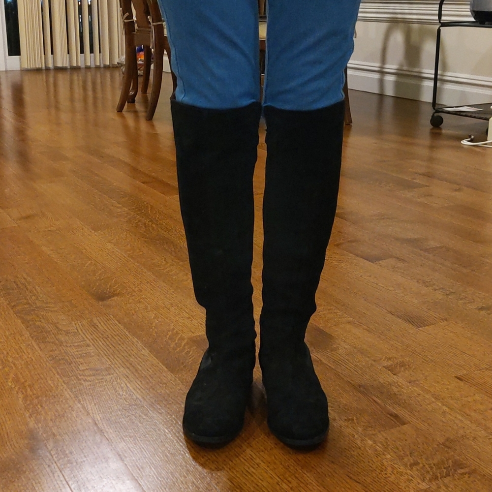 Ugg Danae Genuine Shearling Stretch Back Boots